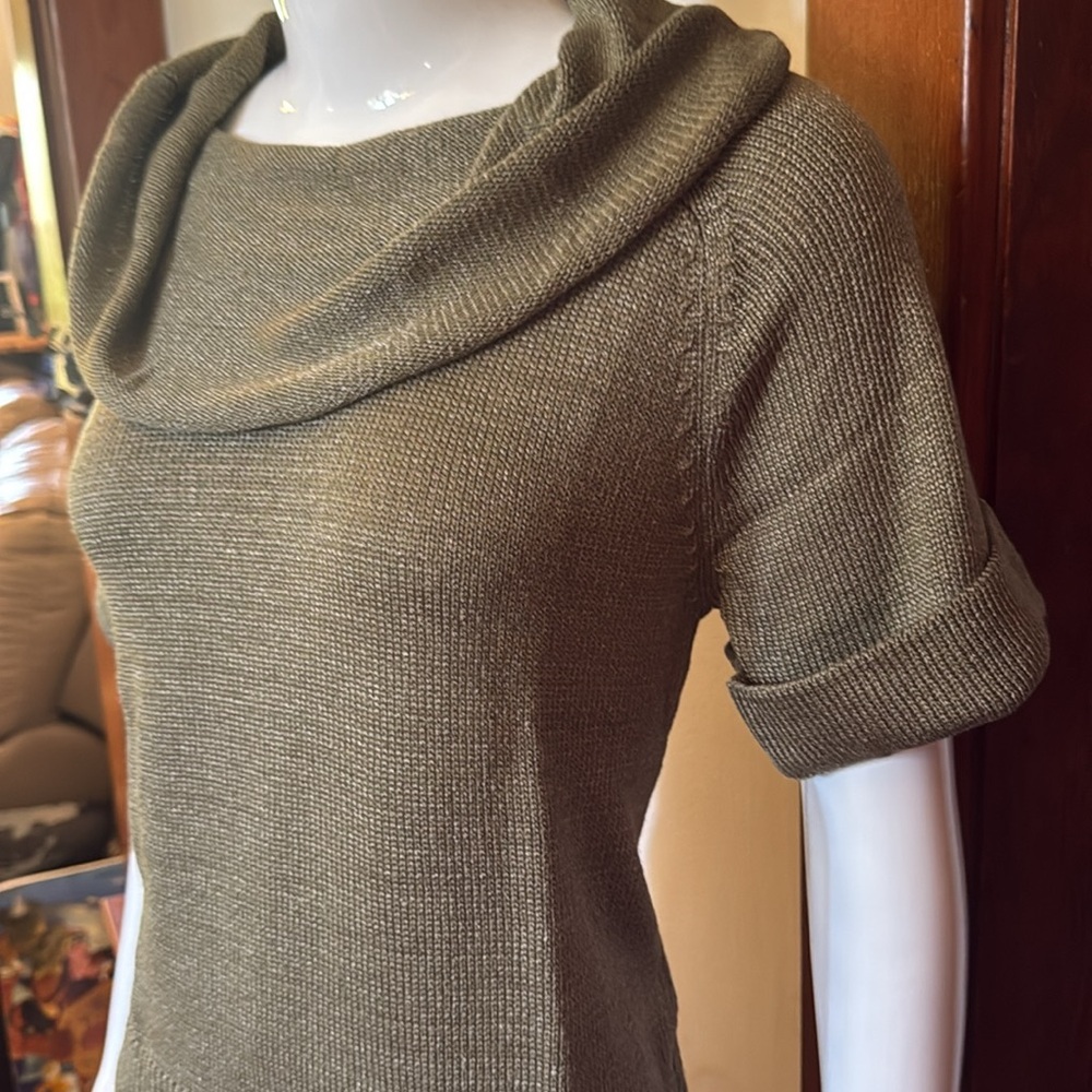 NWT northern reflections size small Olive Green Cowl Neck Sweater